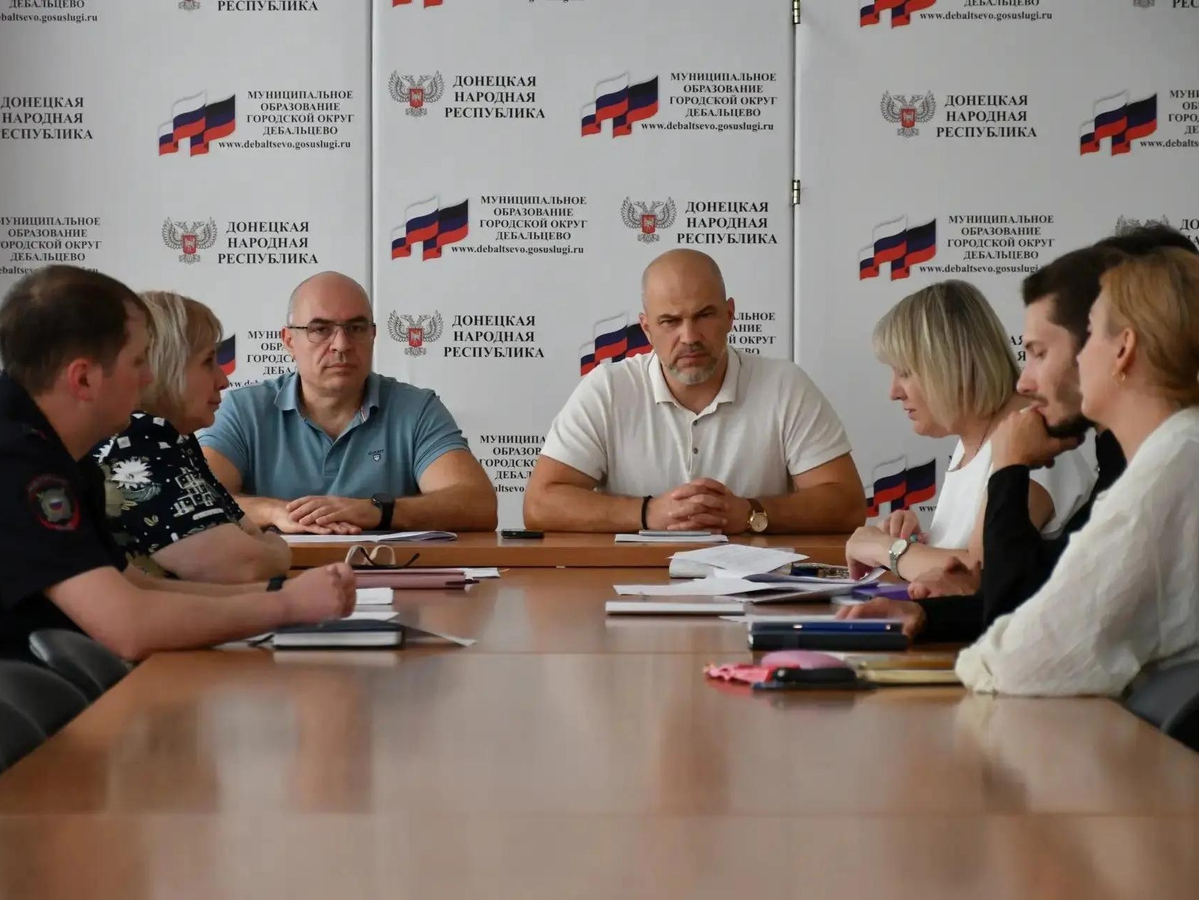 В администрации Дебальцево состоялось заседание нового консультативного органа.